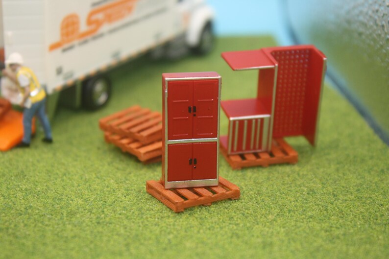 1:64 Scale "Wooden"48x40' Pallet (Pack of 6 or 20)